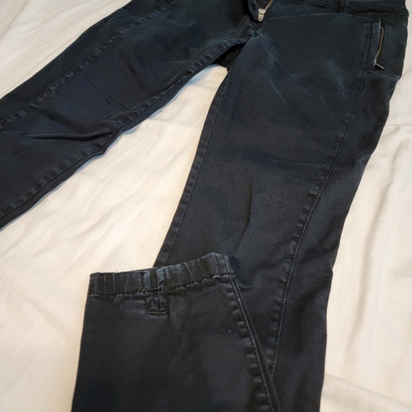 Black pants - Picture 2 of 5